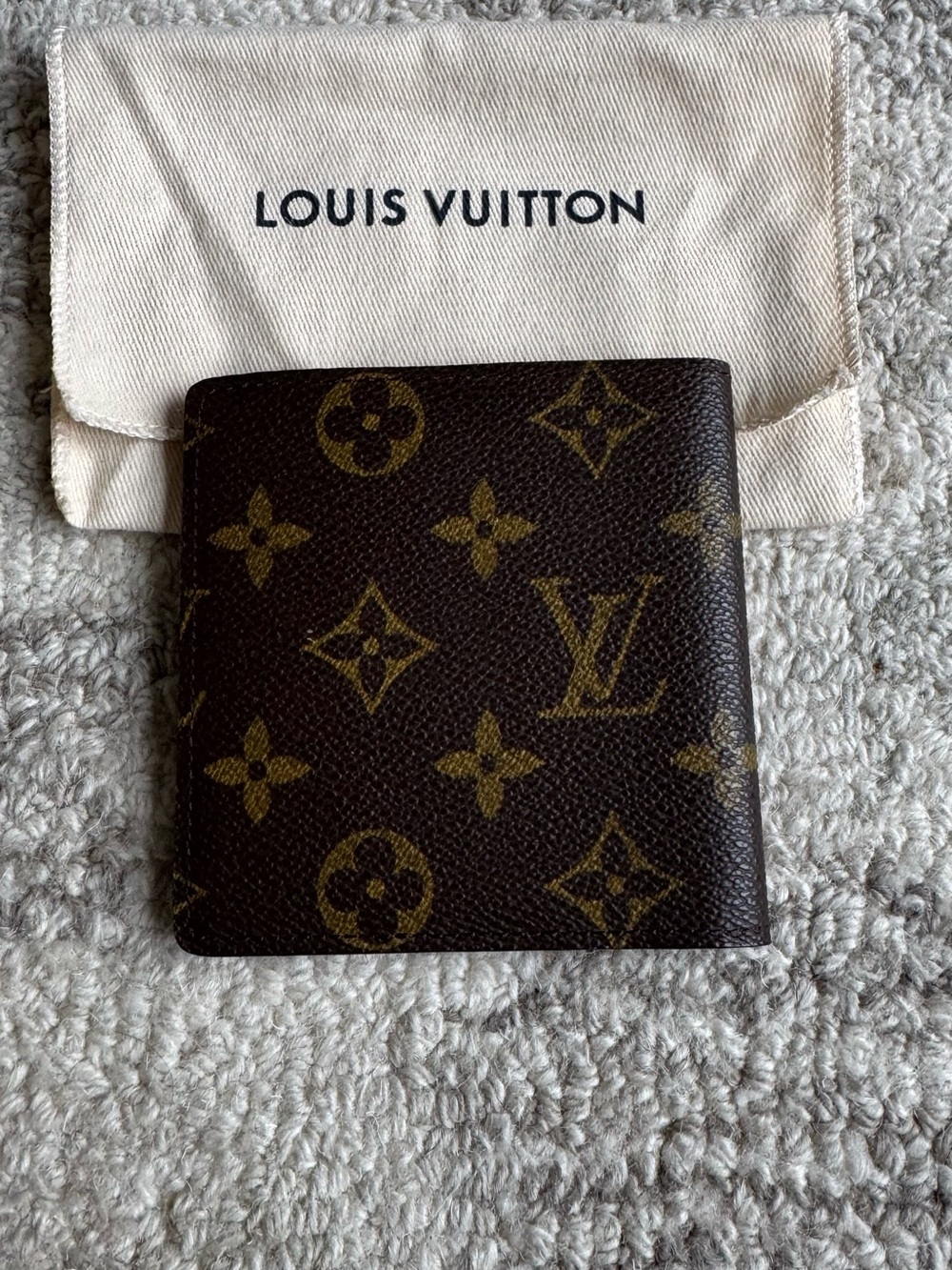 Vintage Louis Vuitton Monogram Men’s Bi fold Wallet - Picture 2 of 15